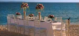 wedding-beach-dinner